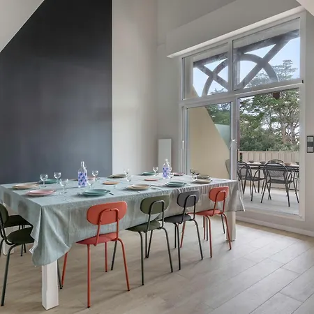 Triplex Pour 12 - 400m De La Des Libraires Pornichet