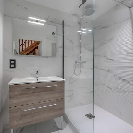 Apartament Triplex Pour 12 - 400m De La Des Libraires Pornichet
